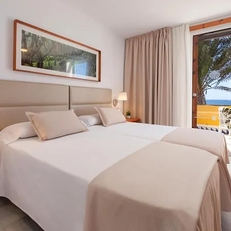 Villas Parque Santiago Iii By Upper Luxury Housing