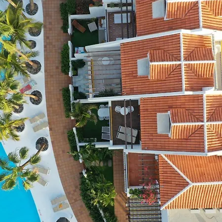 Villas Parque Santiago Iii By Upper Luxury Housing Villa