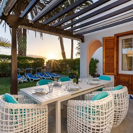 Villas Parque Santiago Iii By Upper Luxury Housing Villa Playa de las Américas