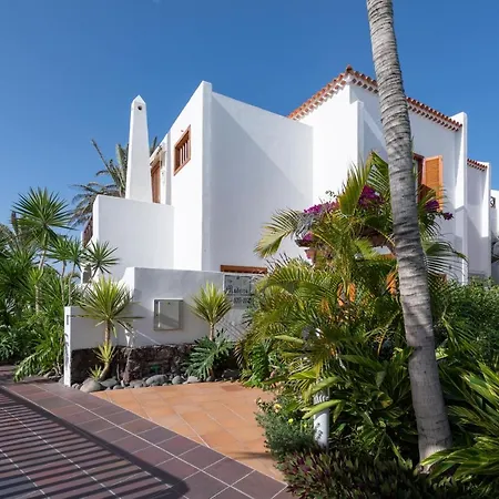 Villas Parque Santiago Iii By Upper Luxury Housing * Playa de las Américas