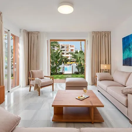 Villa Villas Parque Santiago Iii By Upper Luxury Housing
